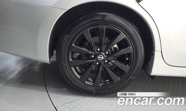 Nissan Altima 2018 — photo 5