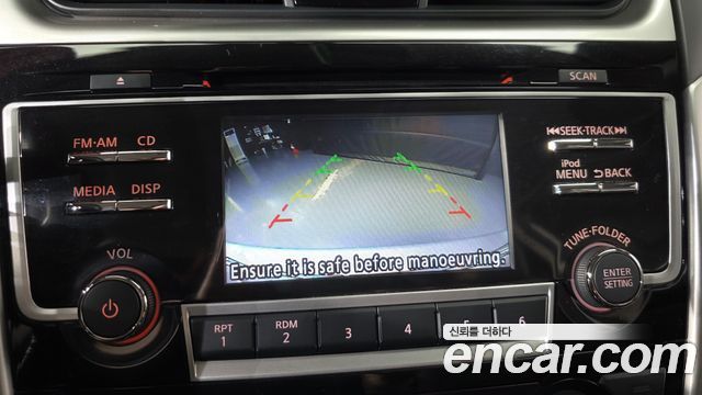 Nissan Altima 2018 — photo 21