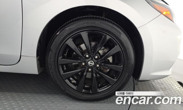 Nissan Altima 2018 — photo 7