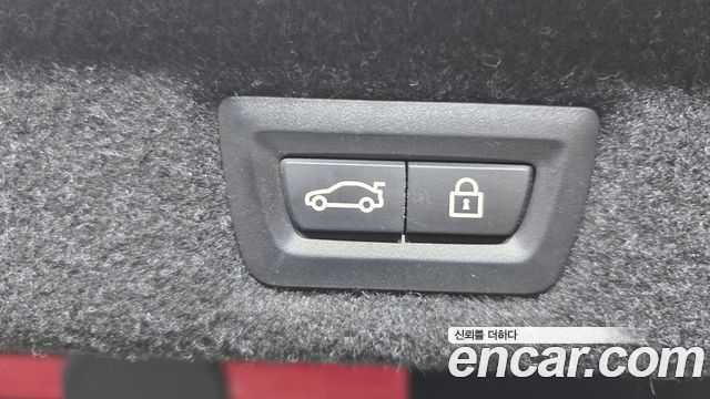 BMW 5-Series 2022 — photo 22