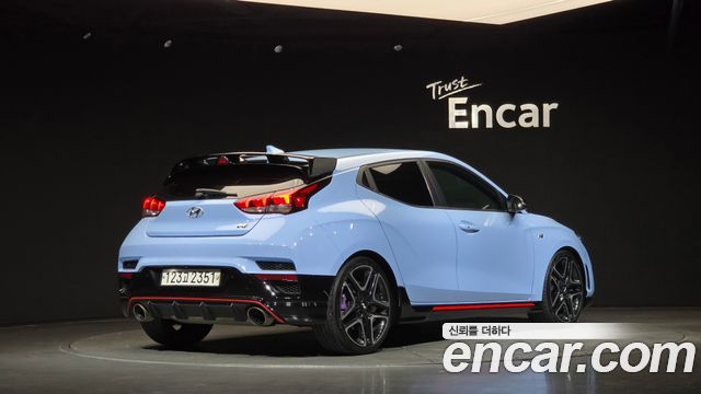 Hyundai Veloster 2019 — photo 2