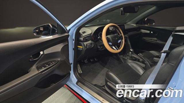 Hyundai Veloster 2019 — photo 10