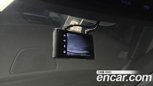 Hyundai Veloster 2019 — photo 19