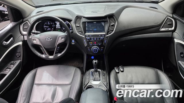 Hyundai Santafe 2016 — photo 10