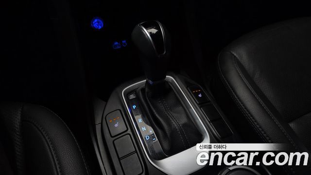 Hyundai Santafe 2016 — photo 12