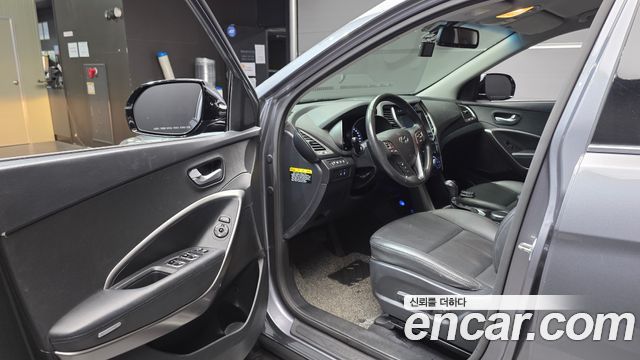 Hyundai Santafe 2016 — photo 13