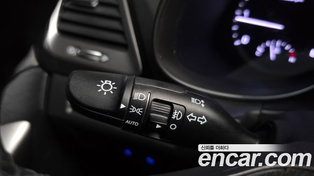 Hyundai Santafe 2016 — photo 25