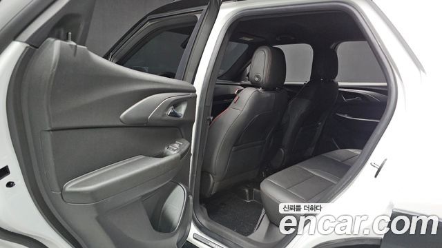Chevrolet Korea Trailblazer 2022 — photo 16
