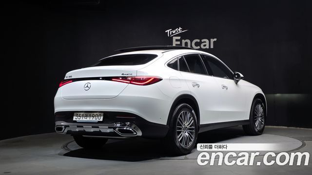 Mercedes-Benz GLC-Class 2026 — photo 2