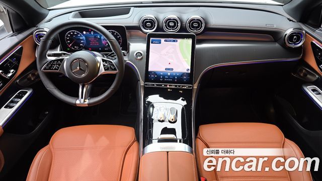 Mercedes-Benz GLC-Class 2026 — photo 10