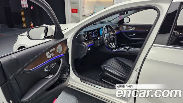 Mercedes-Benz E-Class 2019 — photo 13