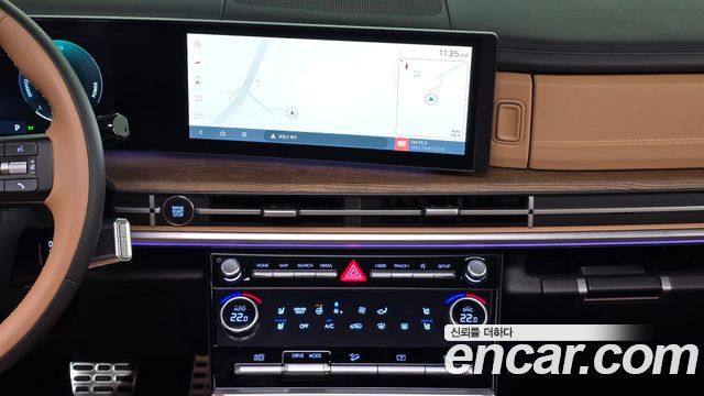Hyundai Santafe 2025 — photo 18