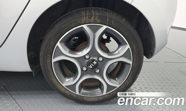 Kia morning 2013 — photo 7