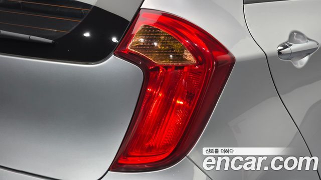 Kia morning 2013 — photo 9