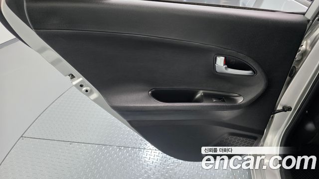 Kia morning 2013 — photo 15
