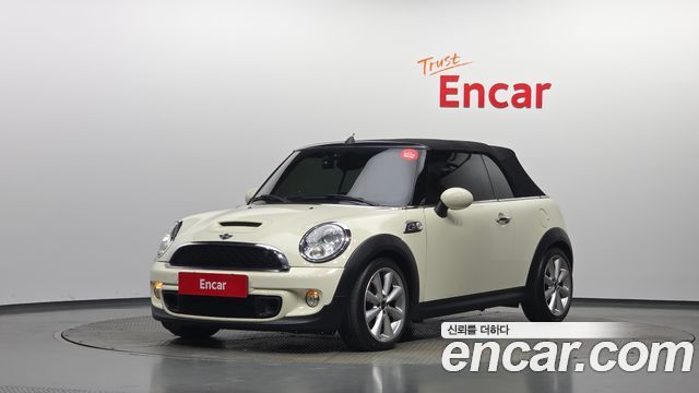 Mini Cooper Convertible 2014 — photo 1