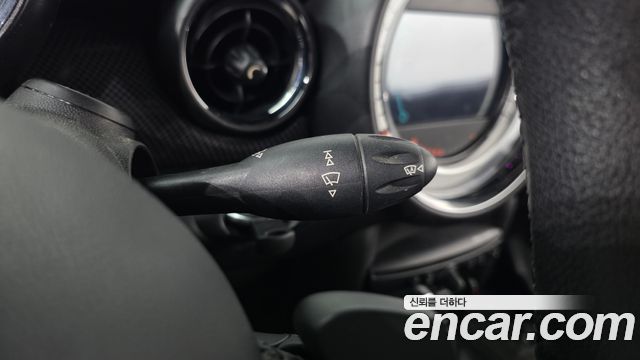 Mini Cooper Convertible 2014 — photo 14