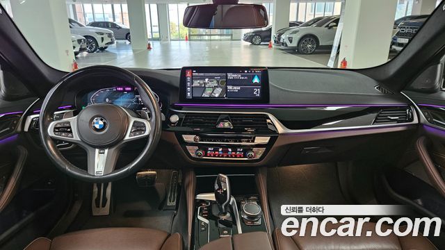BMW 5-Series 2023 — photo 7