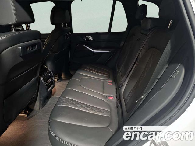 BMW X5 2022 — photo 13