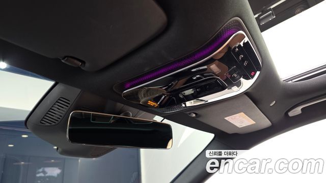 Mercedes-Benz E-Class 2025 — photo 33