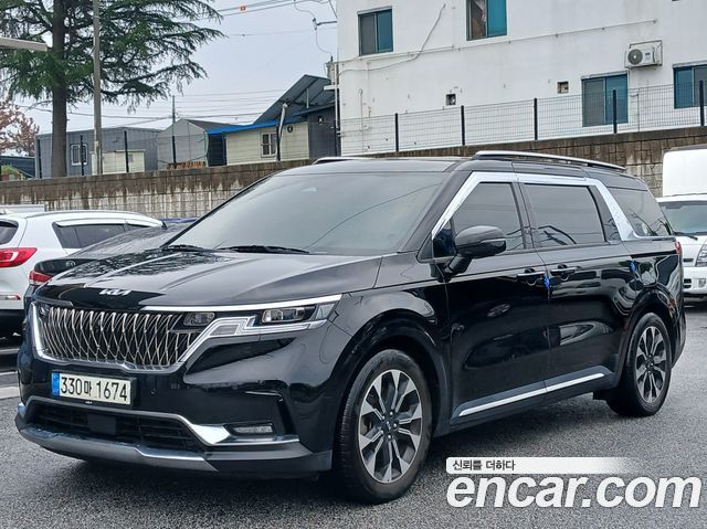 Kia Canival 2021 — photo 2