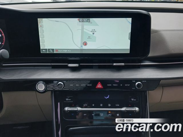 Kia Canival 2021 — photo 8