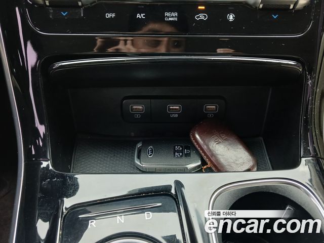 Kia Canival 2021 — photo 10