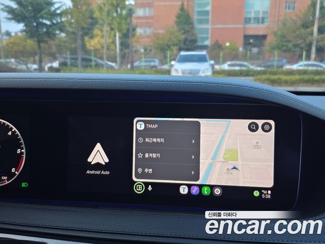 Mercedes-Benz S-Class 2018 — photo 11