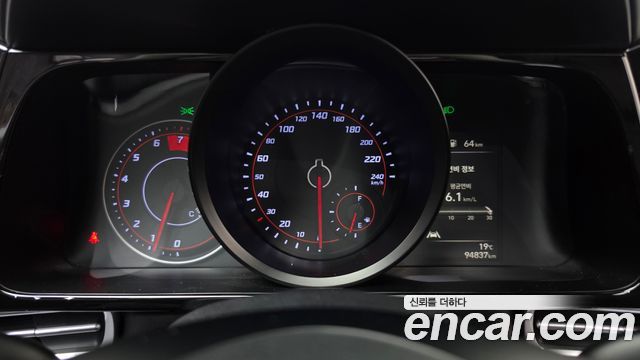 Hyundai AVANTE 2021 — photo 8