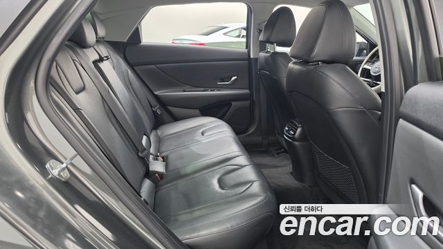 Hyundai AVANTE 2021 — photo 12