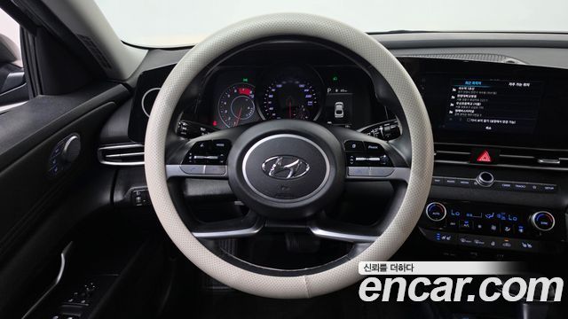 Hyundai AVANTE 2021 — photo 13