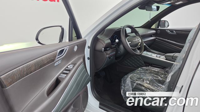 Genesis GV80 2020 — photo 13
