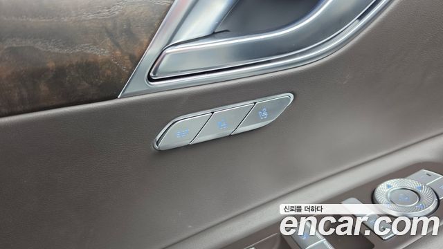 Genesis GV80 2020 — photo 37