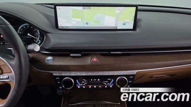 Genesis G80 2022 — photo 19