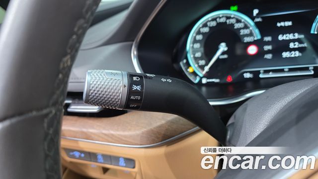 Genesis G80 2022 — photo 28