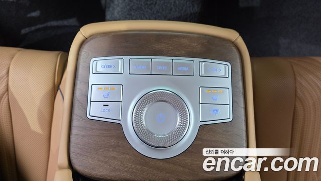 Genesis G80 2022 — photo 36