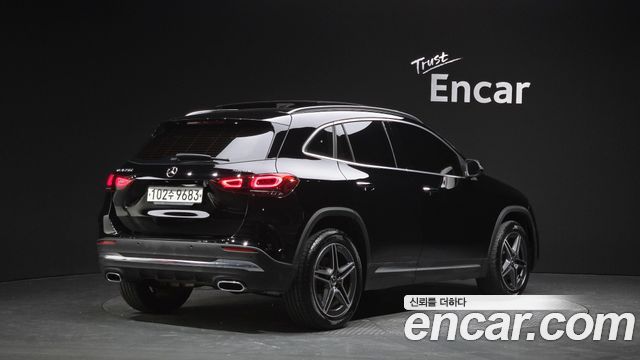 Mercedes-Benz GLA-Class 2020 — photo 2
