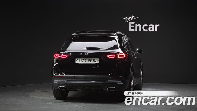 Mercedes-Benz GLA-Class 2020 — photo 4