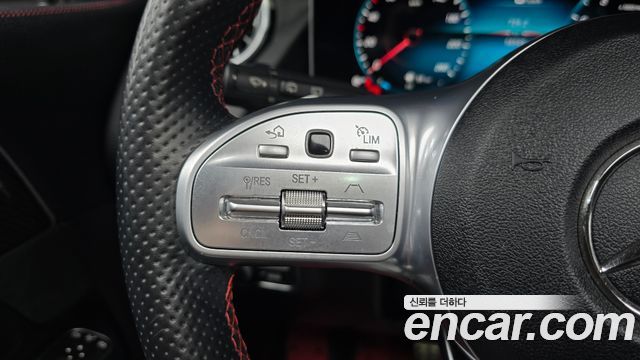 Mercedes-Benz GLA-Class 2020 — photo 22