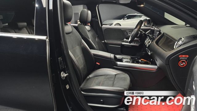 Mercedes-Benz GLA-Class 2020 — photo 16