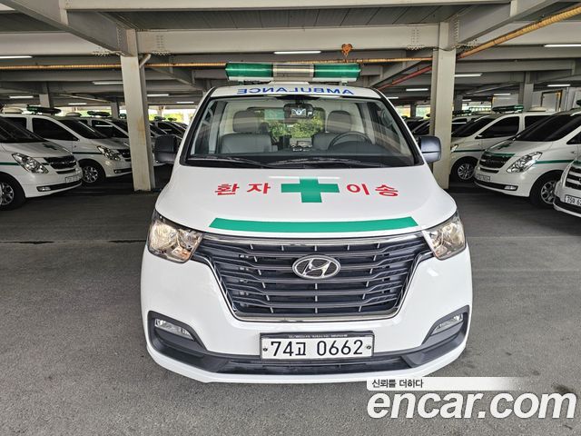 Hyundai Starex 2019 — photo 2