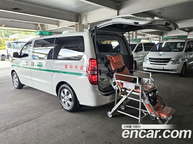 Hyundai Starex 2019 — photo 13