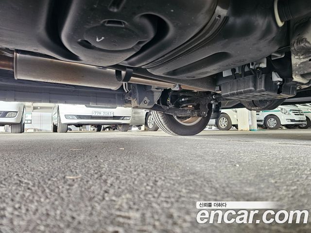 Hyundai Starex 2019 — photo 15