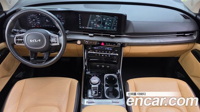 Kia Canival 2023 — photo 7