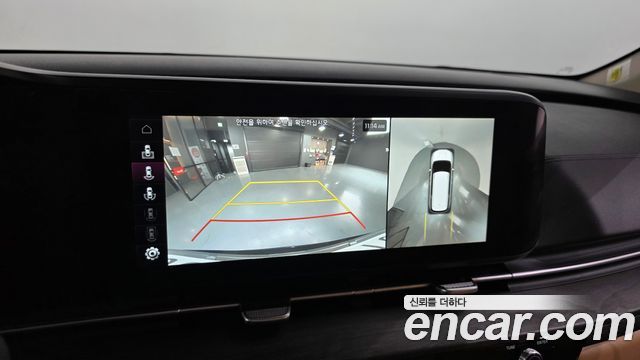 Kia Canival 2023 — photo 16