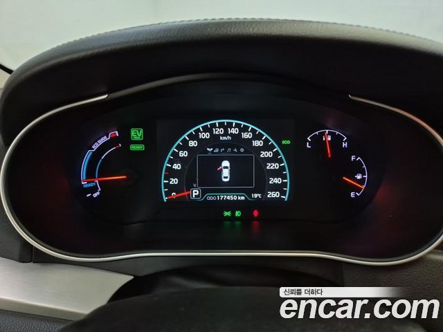 Kia K7 2016 — photo 8
