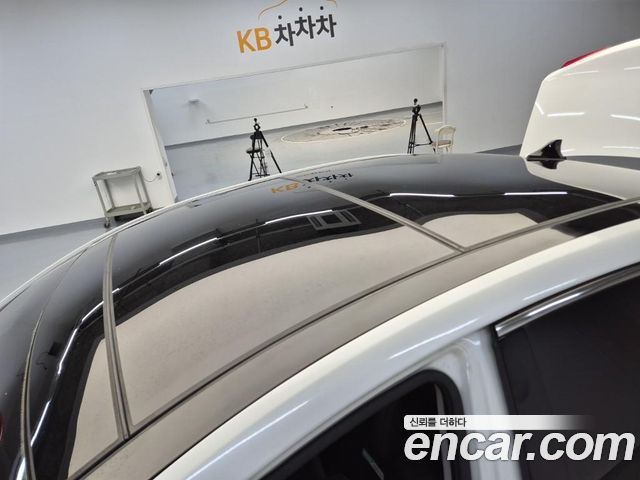 Kia K7 2016 — photo 12