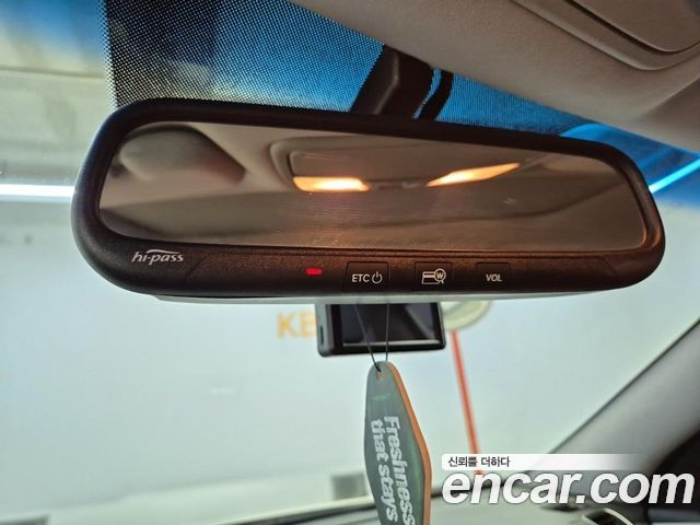 Kia K7 2016 — photo 16