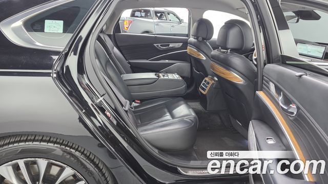 Kia K9 2022 — photo 18