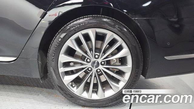 Kia K9 2022 — photo 7